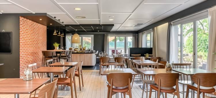 康铂尼蓬图瓦兹酒店(Campanile Cergy Pontoise)图片