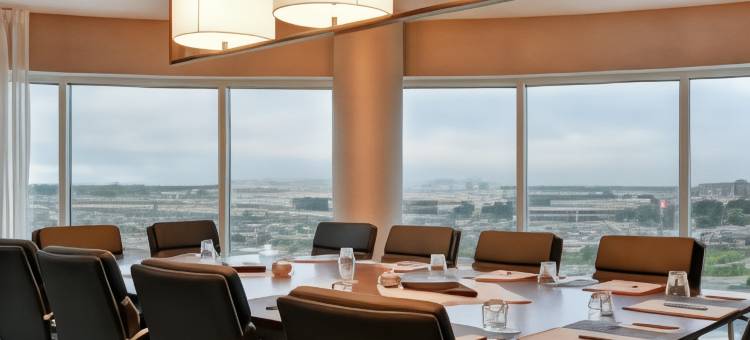 希尔顿安泊酒店-明尼阿波利斯机场(Embassy Suites by Hilton Minneapolis Airport)图片