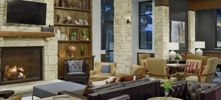 波尔贝维希尔顿逸林酒店(The Bevy Hotel Boerne - a Doubletree by Hilton)图片