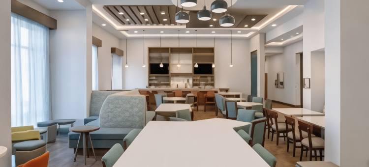 滑铁卢圣雅各布斯希尔顿欢朋套房酒店(Hampton Inn & Suites by Hilton Watertoo St. Jacobs)图片