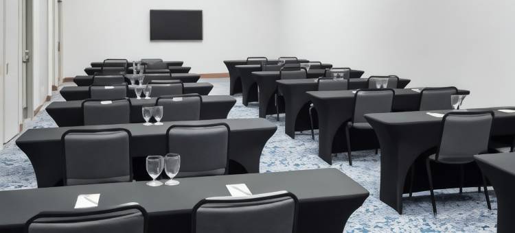 梅塔瓦森林湖希尔顿花园酒店(Hilton Garden Inn Lake Forest Mettawa)图片