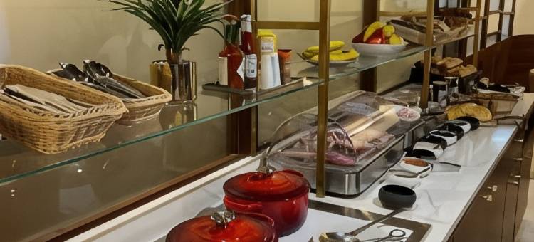 拉罗谢尔游艇人原生酒店(Hôtel le Yachtman, the Originals Collection)图片