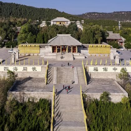 中国陕西延安宝塔山+壶口瀑布+甘泉大峡谷+黄帝陵6日5晚私家团