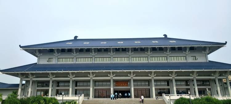 柏利宾馆(赤峰高铁站店)图片