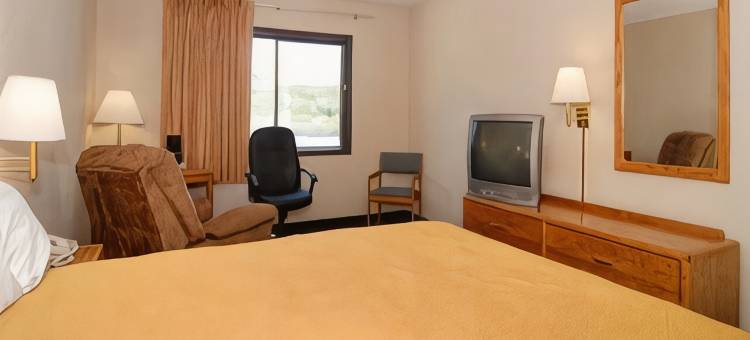 詹姆斯敦美吟会议中心&水上乐园(Baymont by Wyndham Jamestown Conference Center & Water Park)图片