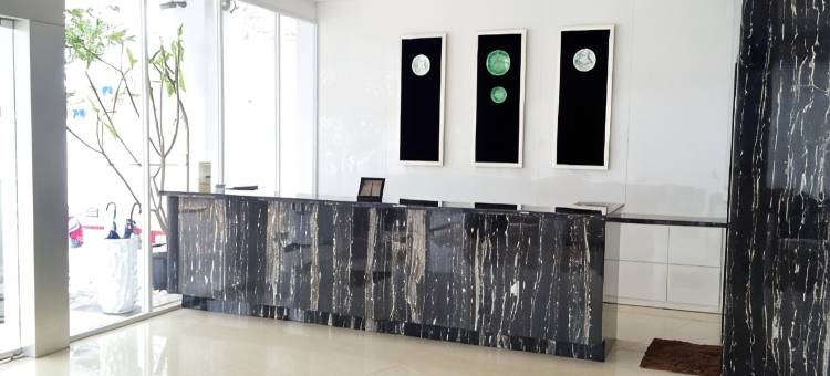 雅加达奇基尼呼啸酒店(Whiz Hotel Cikini Jakarta)图片