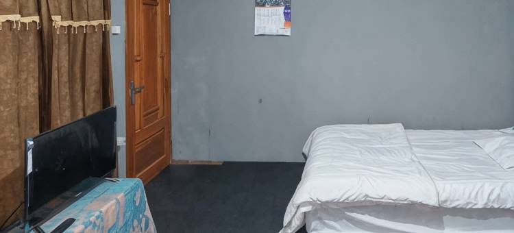 斯里德维民宿酒店(Sri Dewi Homestay)图片