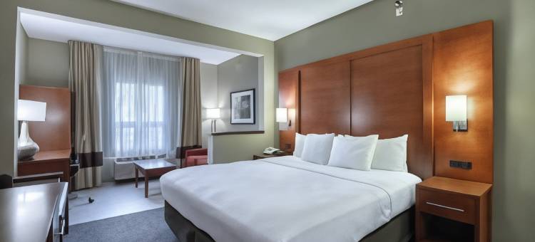 麦迪逊舒适套房酒店(Comfort Suites Madison West)图片