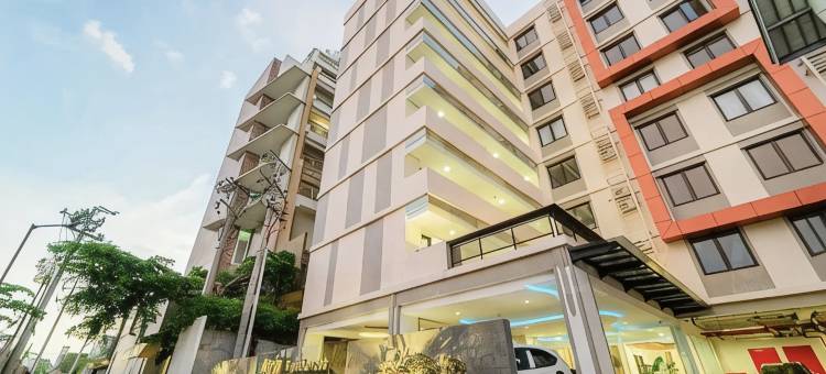 ALTUZ Apartment By Apartku图片
