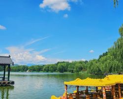 Self-drive electric boats open for the season at Fuhai Lake