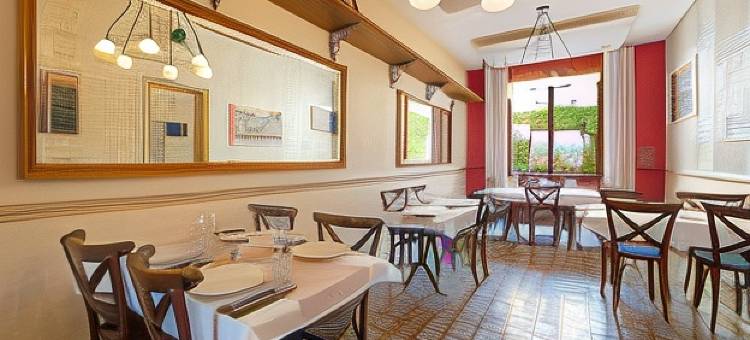 欧坦车站商务酒店(Contact Hôtel du Commerce et Son Restaurant Côte à Côte)图片