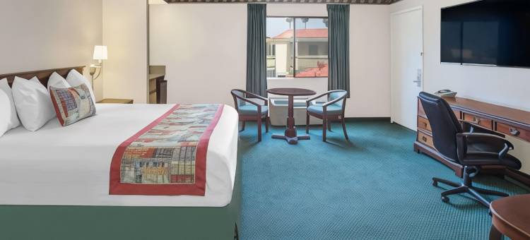 Travelodge by Wyndham Costa Mesa Newport Beach Hacienda图片