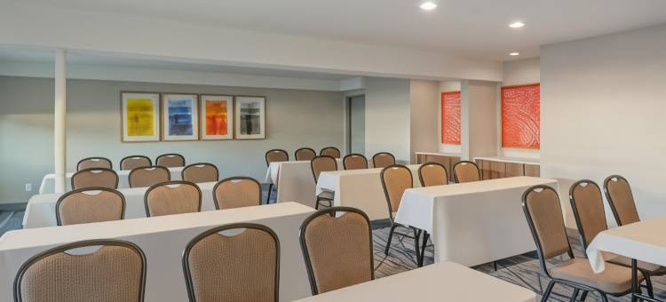 Holiday Inn Express 全国城市(Holiday Inn Express San Diego South-National City)图片