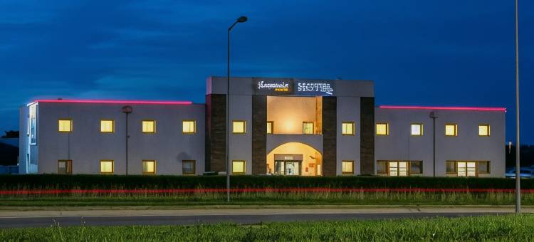 北布尔吉原创访问酒店(Hôtel the Originals Access, Bourges Nord Saint-Doulchard)图片