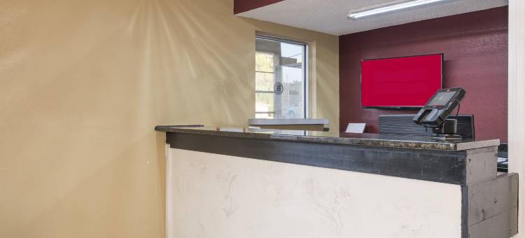 红屋顶旅馆阿克沃斯 - 艾默森/萨斯湖南(Red Roof Inn Acworth - Emerson/ LakePoint South)图片