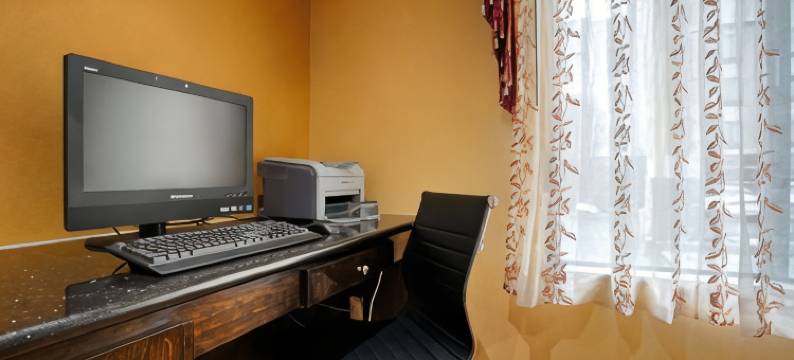 坎通贝斯特韦斯特酒店(Best Western Canton Inn)图片