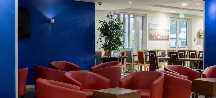 浦耳智选假日酒店(Holiday Inn Express POOLE by IHG)图片