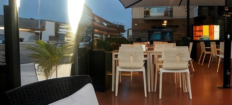 朱利亚诺公寓酒店(Apartamentos Giuliano)图片
