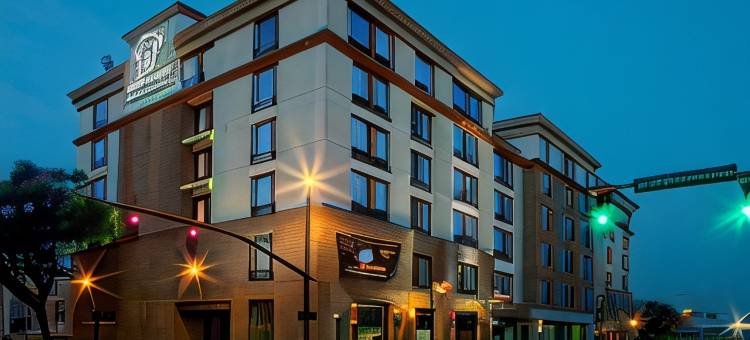 希尔顿逸林酒店-萨凡纳历史区(DoubleTree by Hilton Hotel Savannah Historic District)图片