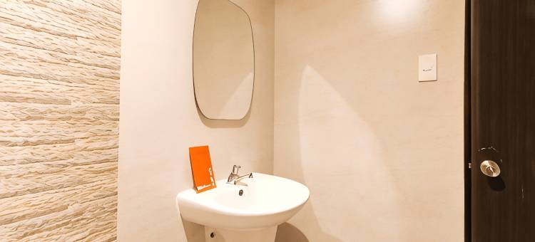 红门酒店 Plus @ 卓越酒店 阿尔卡拉 邦阿西楠(RedDoorz Plus @ Remarkable Hotel Alcala Pangasinan)图片