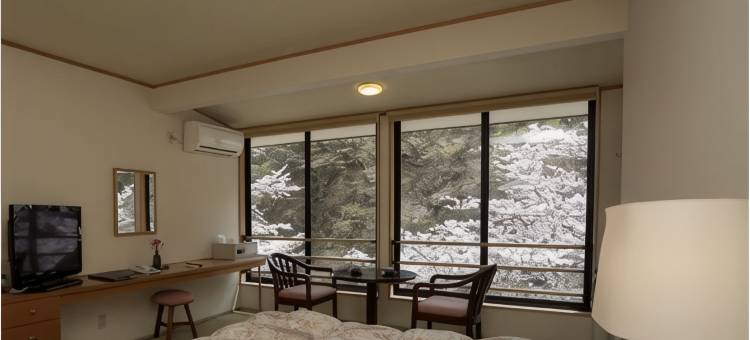 美人汤 濑美温泉 桐之花・山吹之花(Semi Onsen)图片
