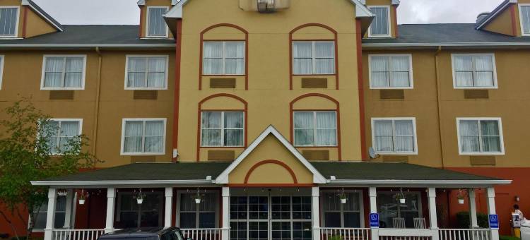 凯艺套房酒店-辛辛那提沙伦维尔(Quality Inn & Suites Cincinnati Sharonville)图片