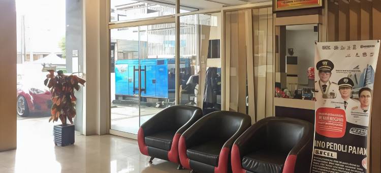Hotel Permata Makassar Mitra RedDoorz图片