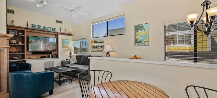 May Deals Including Mother's Day--Spacious Home Just Steps to Sail Bay & Ocean!图片