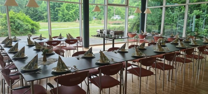 绿夜酒店(Green Night)图片