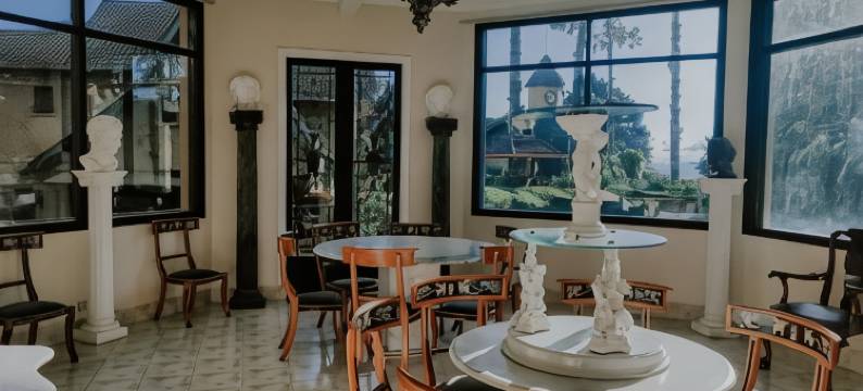 约丹山庄国家酒店(Hotel Castelo Nacional Inn Campos do Jordão)图片