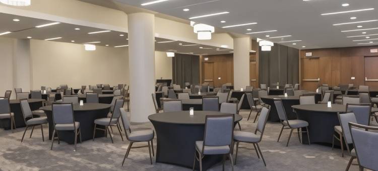 滑铁卢雪松瀑布万豪万怡酒店(Courtyard Waterloo Cedar Falls)图片