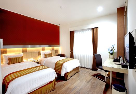 Ruby Hotel Syariah Hotel Overview