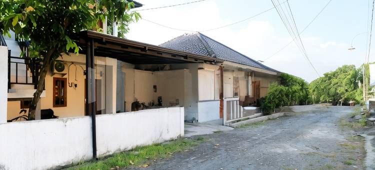 Danesty Homestay Sedayu near Universitas Mercu Buana Yogyakarta RedPartner图片