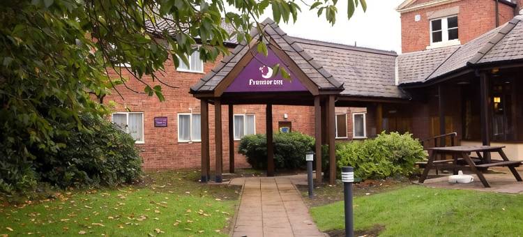 威勒尔切尔德桑顿普瑞米尔酒店(Premier Inn Wirral (Childer Thornton))图片