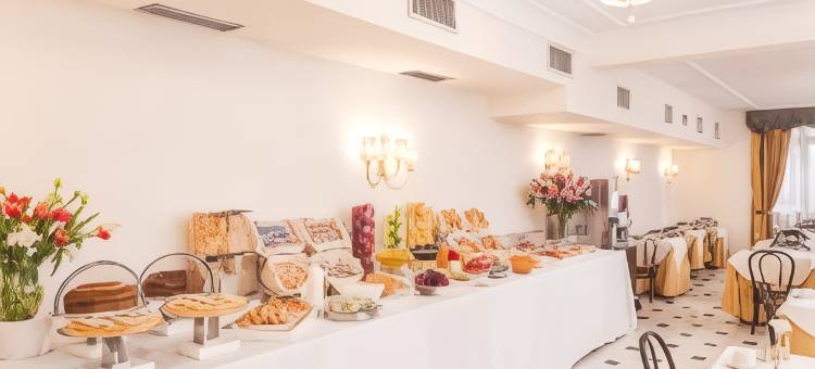 莱克斯雷利酒店(Raeli Hotel Lux)图片