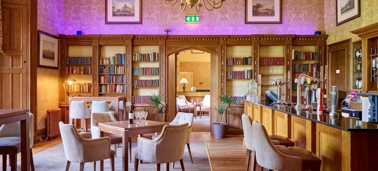 邓布尔顿大厅酒店(Dumbleton Hall Hotel)图片