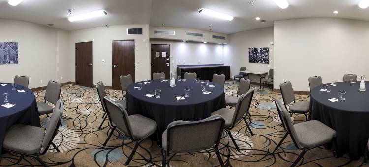 Holiday Inn Express 蒙蒂塞洛(Holiday Inn Express MONTICELLO by IHG)图片