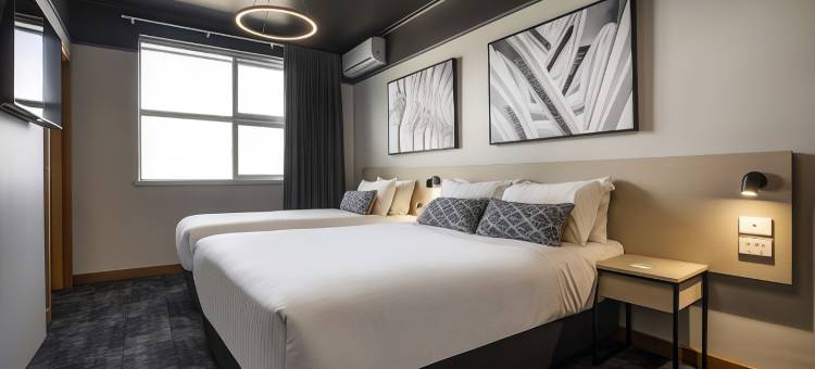 帝国酒店夜帽(Nightcap at Empire Hotel)图片