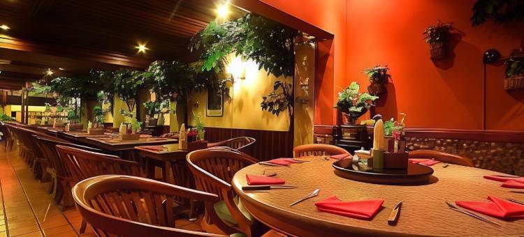 隆咖啡厅酒店(Karon Cafe Inn)图片