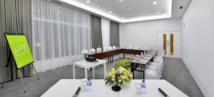 惠斯精选酒店-苏迪曼芝拉扎普(Whiz Prime Hotel Sudirman Cilacap)图片