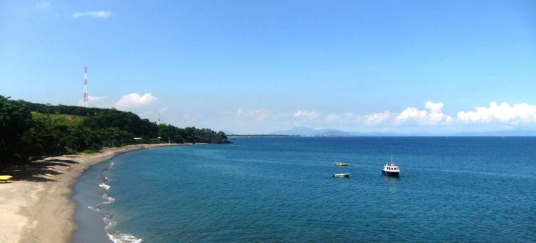 米特拉奥卡家庭旅馆 RedDoorz(OKA Homestay Mitra RedDoorz)图片