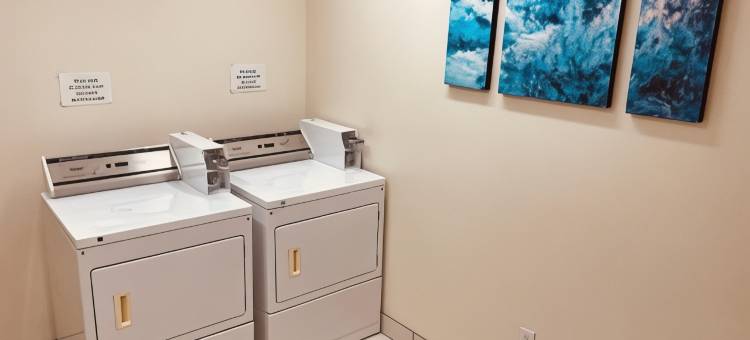 极光公园客栈套房(Aurora Park Inn & Suites)图片