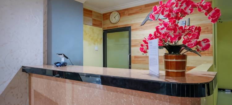 RedDoorz邻近Citraland水上公园Kendari(RedDoorz Near Citraland Waterpark Kendari)图片