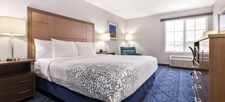 赛普拉斯东北长滩拉昆塔温德姆套房酒店(La Quinta Inn & Suites by Wyndham NE Long Beach/Cypress)图片