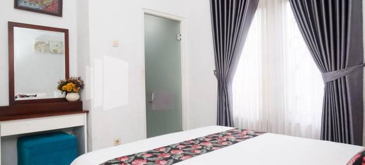 优佳11号精品清真米特拉红门酒店-靠近日惹加查马达大学(Just 11 Boutique Syariah Mitra RedDoorz Near Ugm Yogyakarta)图片