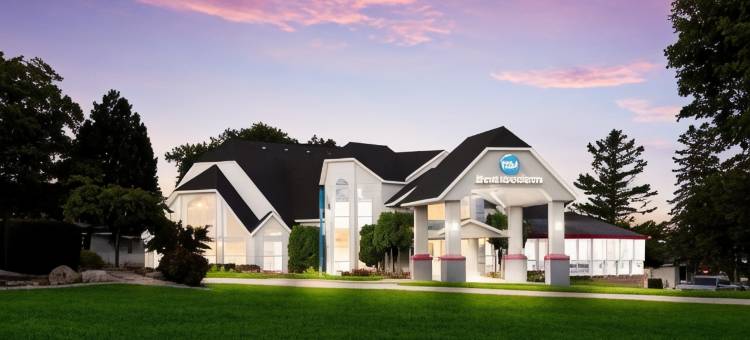 波恩特港湾湖滨贝斯特韦斯特酒店(Best Western Harbour Pointe Lakefront)图片