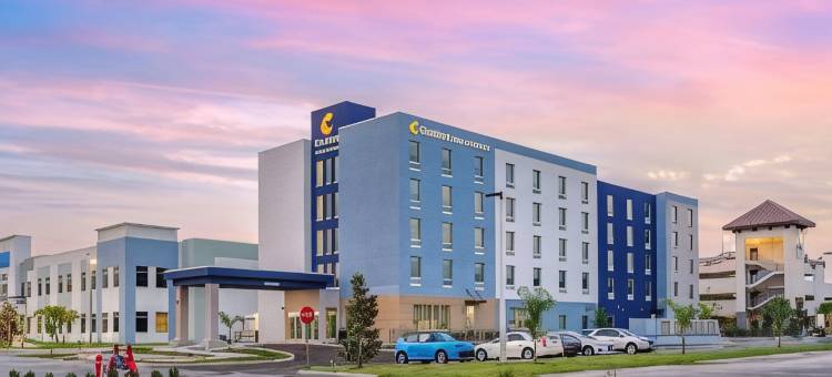 新港锐西市区的英特集团舒适酒店(Comfort Inn & Suites New Port Richey Downtown District)图片