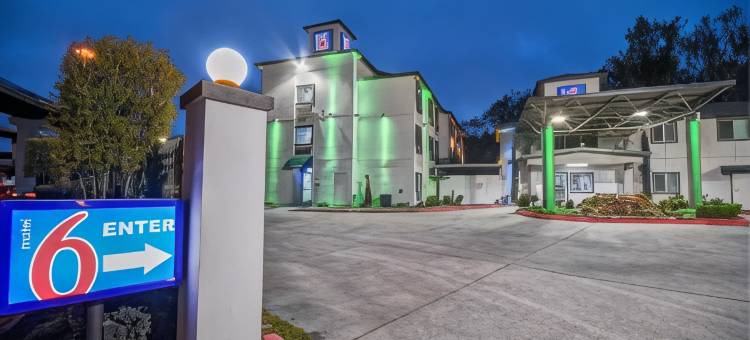 伍德兰旅馆-69号州际公路北(Motel 6 Humble, TX - Houston International Airport)图片