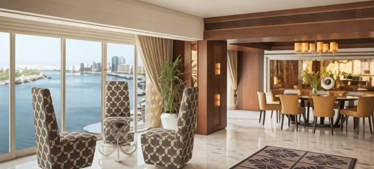 迪拜克里克喜来登酒店大厦(Sheraton Dubai Creek Hotel & Towers)图片