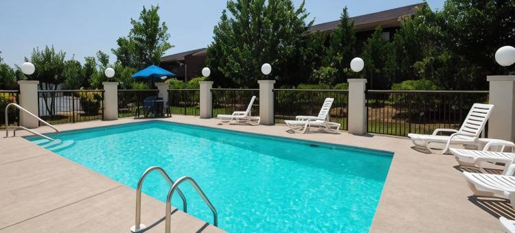 金斯伯勒塔伯勒凯艺套房酒店(Quality Inn & Suites Tarboro - Kingsboro)图片